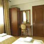 Thea Apart-hotel 3*
