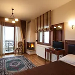 Thea 3* Naousa (Imathia)