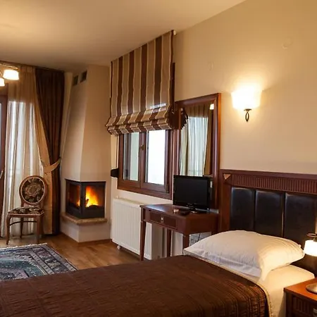 Thea Aparthotel 3*