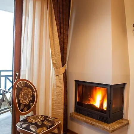 Hotel de apartamente Thea Naousa (Imathia)